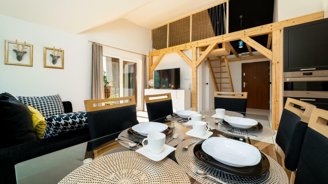 קרפאז' Apartamenty Everysky - Emilii Plater 18-18A מראה חיצוני תמונה