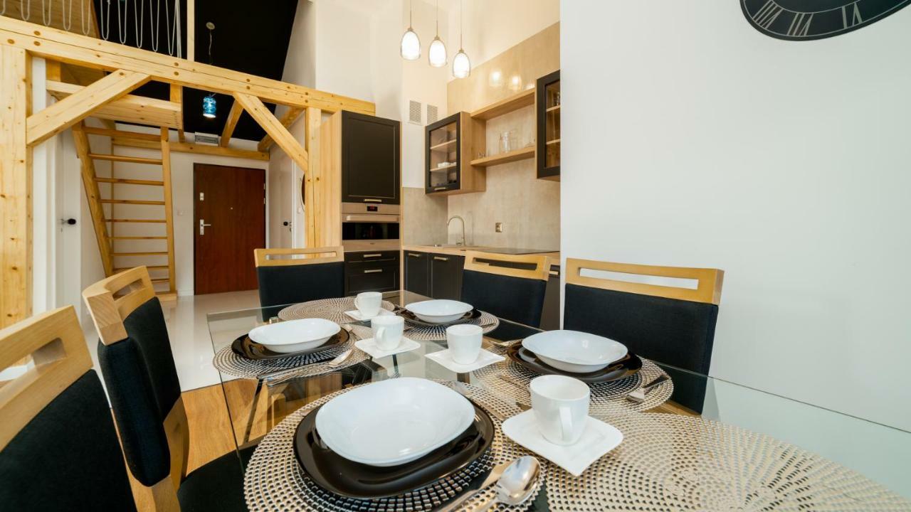 קרפאז' Apartamenty Everysky - Emilii Plater 18-18A מראה חיצוני תמונה