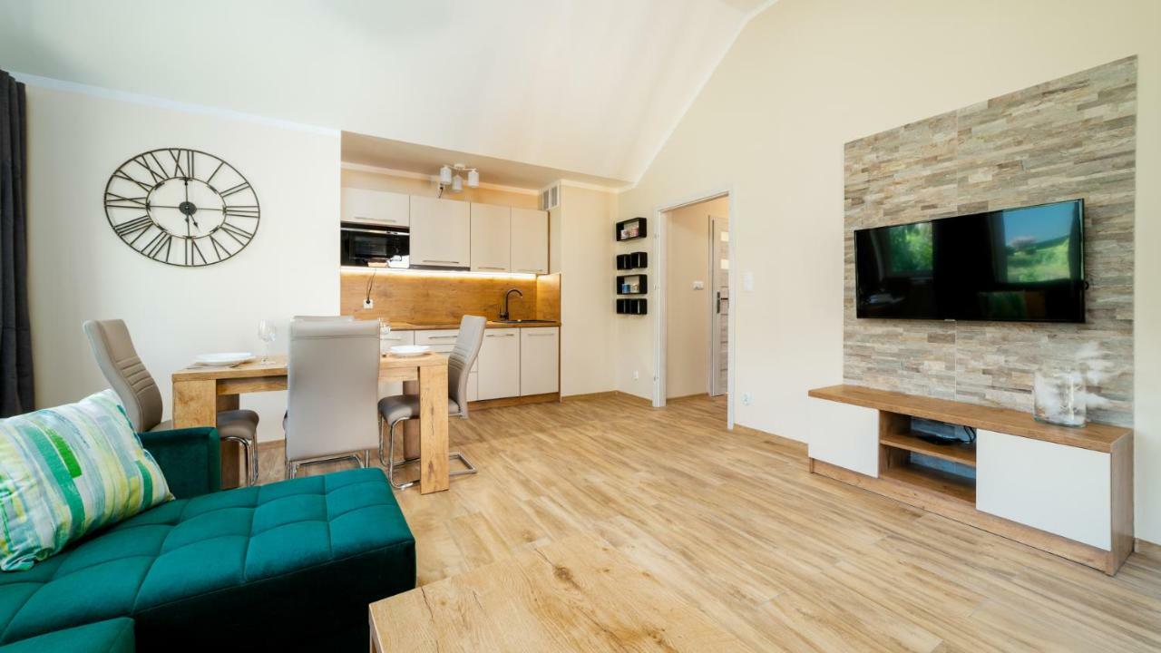קרפאז' Apartamenty Everysky - Emilii Plater 18-18A מראה חיצוני תמונה