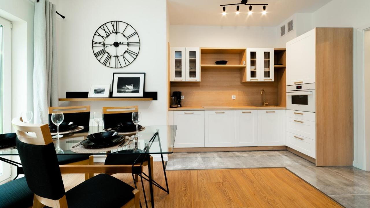 קרפאז' Apartamenty Everysky - Emilii Plater 18-18A מראה חיצוני תמונה